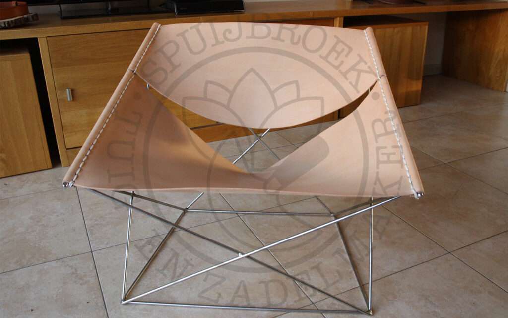 Pierre Paulin butterfly blank tuigleer Artifort F675